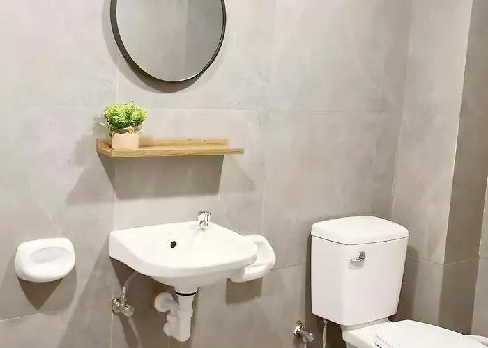 Apartment New Modern Near & Airport Sudtungan