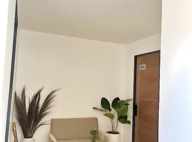 Apartment New Modern Near & Airport *