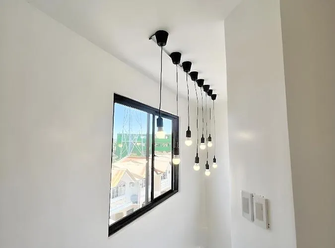 New Modern Near & Airport