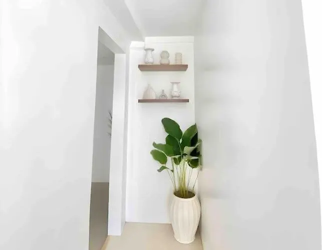 Apartment New Modern Near & Airport Sudtungan